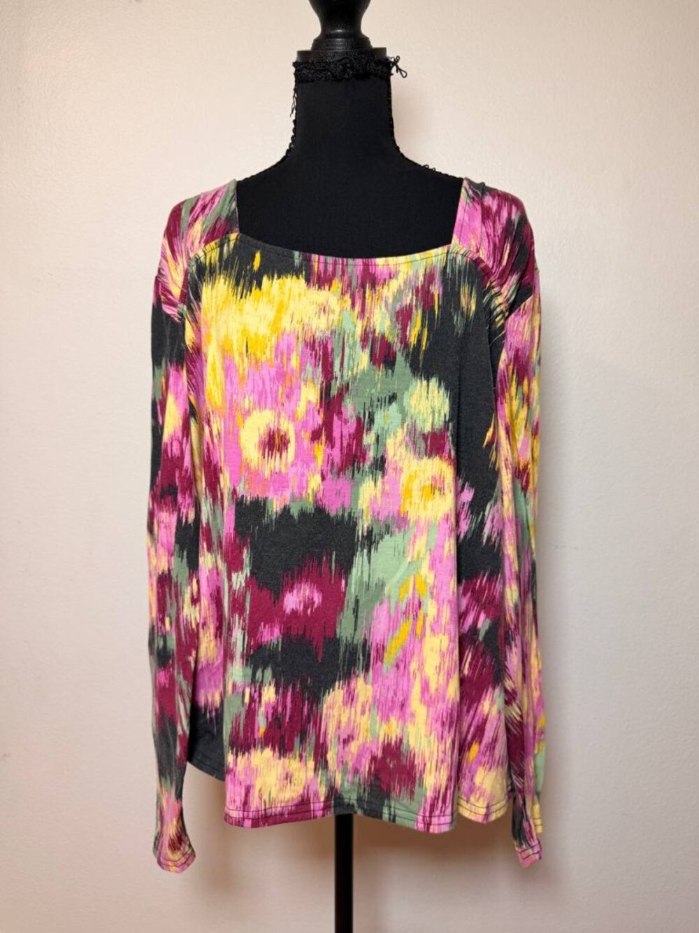 Dressbarn Watercolor Ikat Floral Square Neck Top Boho Artsy Style 1X